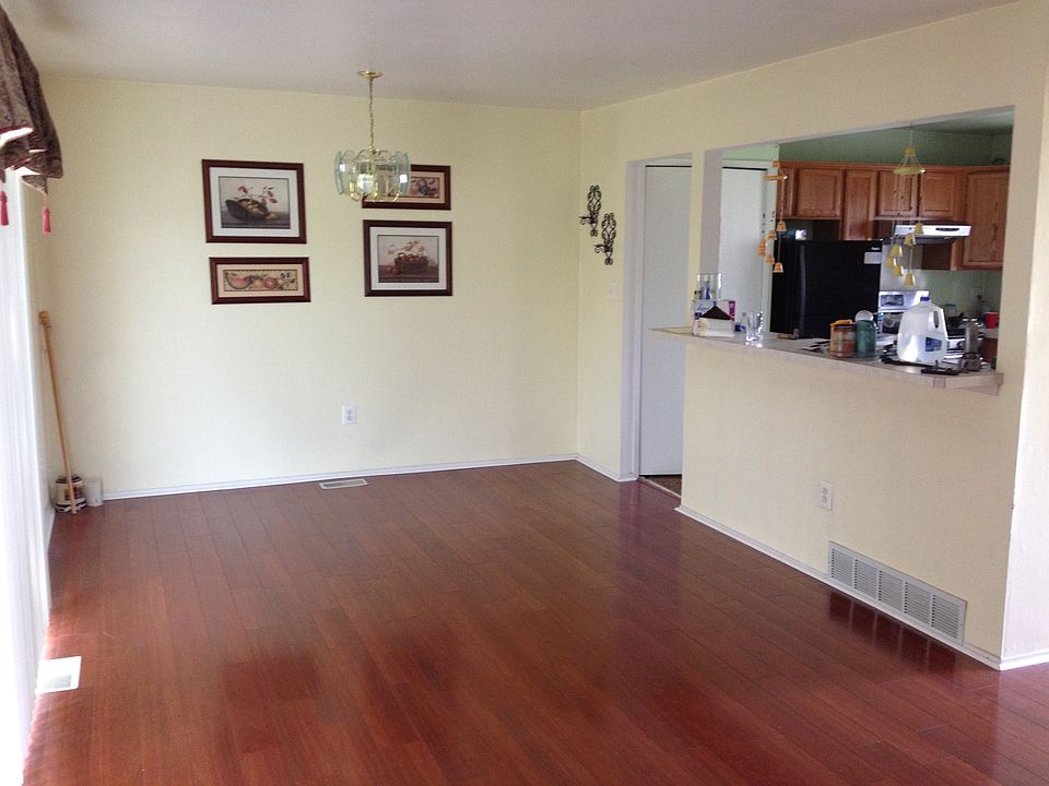 1st image of 44539 Savery Dr