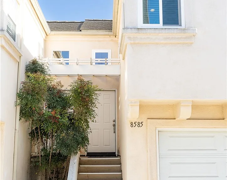 8585 Moody St — Photo 3