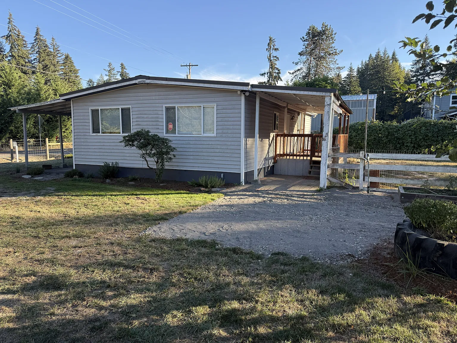 2 bed, 960 sqft, $2,200 — Photo 1