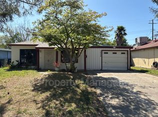 5628 James Way, Sacramento, CA 95822