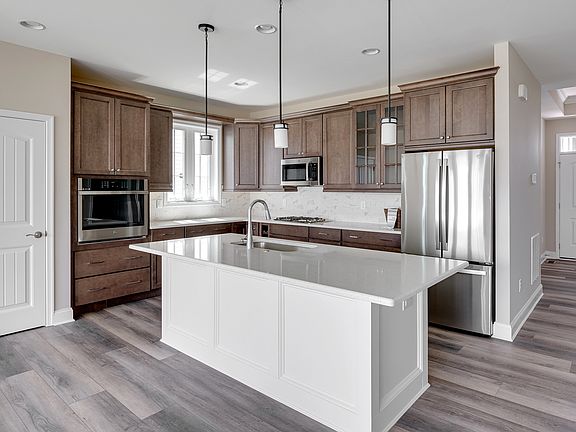 7th image of this home
