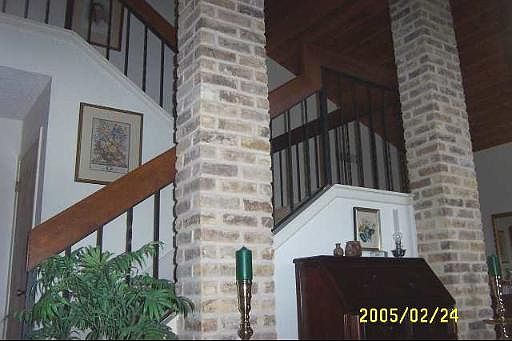 4th image of 618 WALNUT HILL