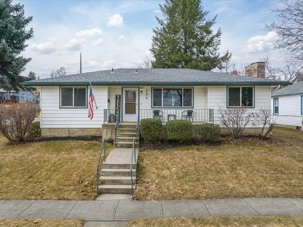 204 3rd St, Cheney, WA 99004