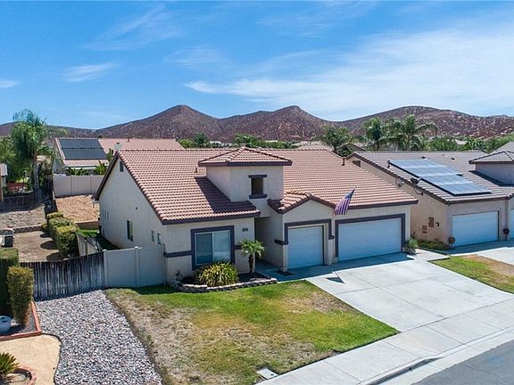 3rd image of 28450 Bavaria Dr