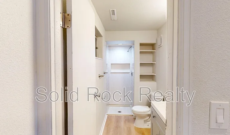 3660 Brentwood Ter — Photo 14