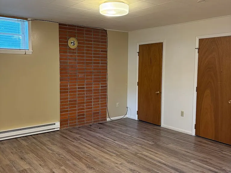 123 Livingston Ave — Photo 4