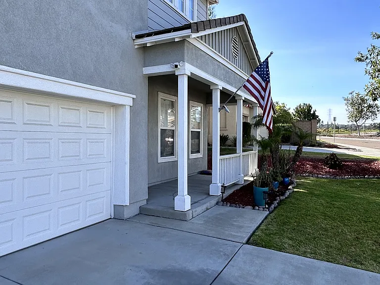 363 Circulo Coronado — Photo 3