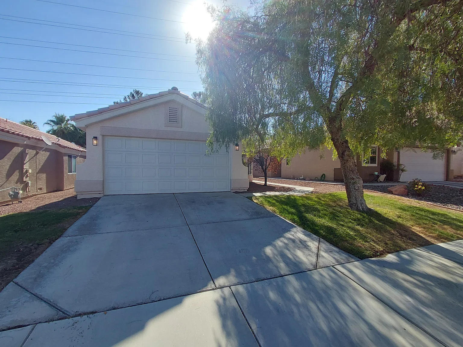 3 bed, 1263 sqft, $2,300 — Photo 1