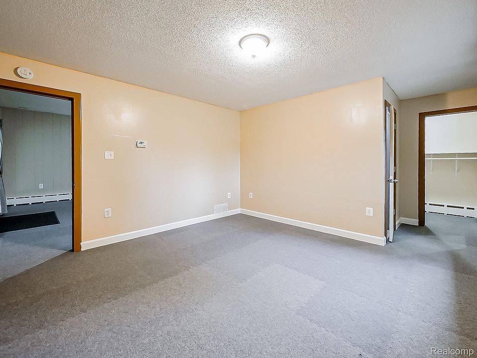 28177 Ryan Rd, photo 11