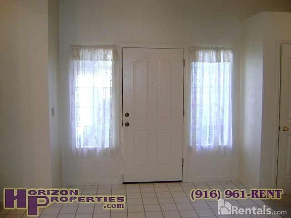4th image of 9029 Laguna Springs Way