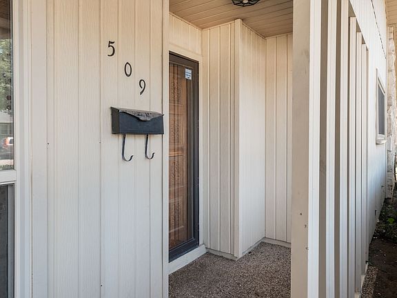 5th image of 509 Wilshire Dr