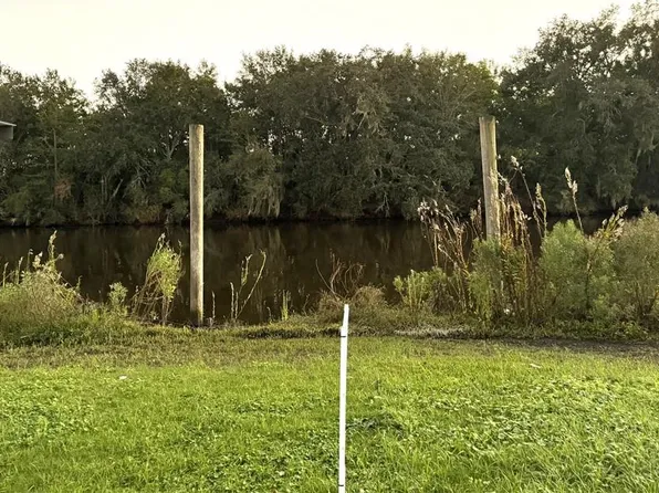 4700 & 4701 Hopedale Hwy, Saint Bernard, LA 70085