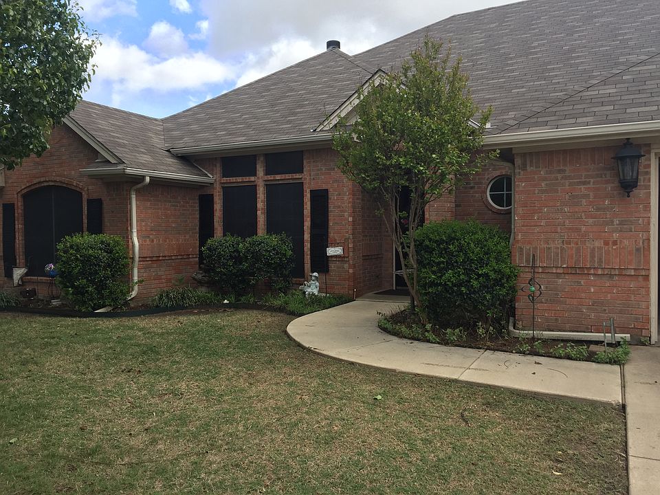 1st image of 505 Surry Ct