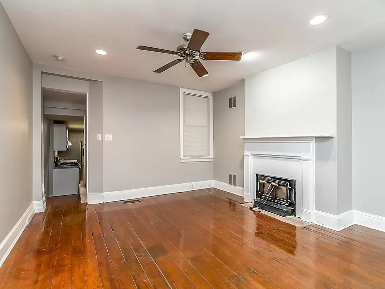 635 Portland St #A — Photo 8