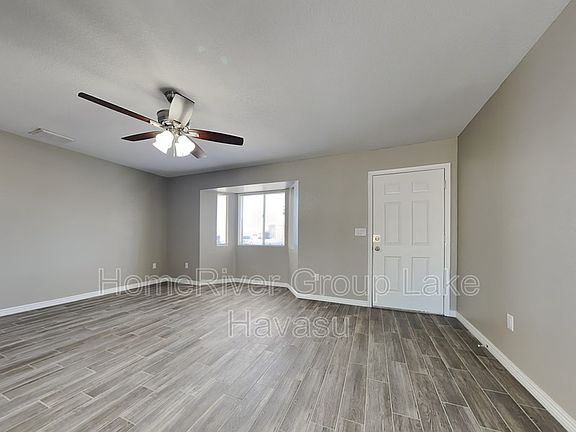 4th image of 1111 Shorewood Cir APT B