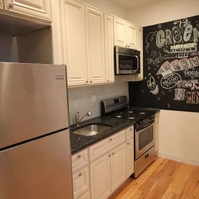 Rented by Nooklyn NYC LLC | media 27