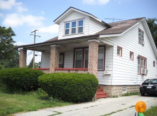 15219 Vincennes Rd, Phoenix, IL 60426