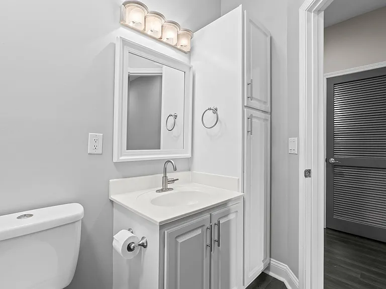 5026 Belleglen Ct #202 — Photo 45