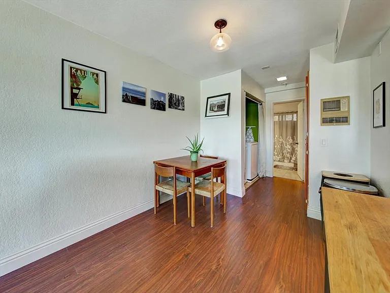 2257 Worden St #2 — Photo 5
