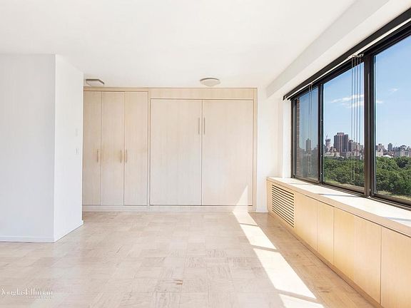 4th image of 372 Central Park W APT 14G