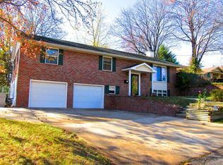 2421 Livingston St, Jefferson City, MO 65109