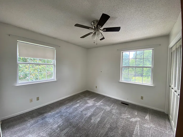 Upstairs Bedroom 2