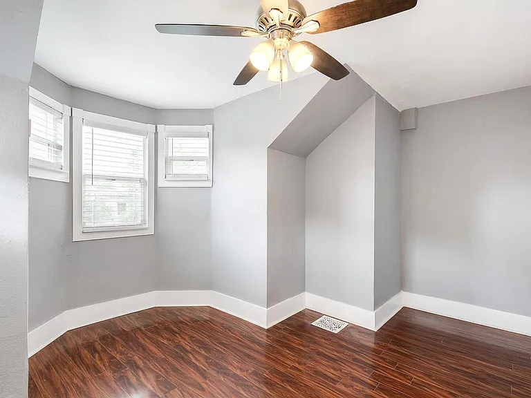 1579 N Franklin St #H — Photo 17