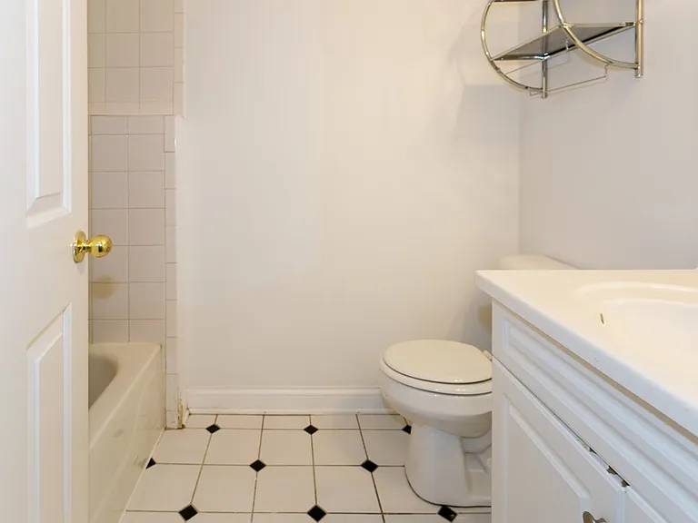 1319 N Campbell Ave #K00J — Photo 17