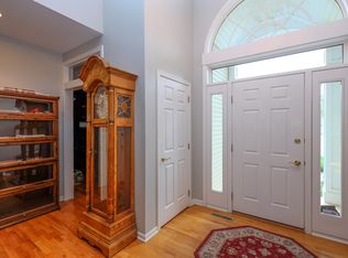 13085 Pinecrest Ln, Clive, IA 50325