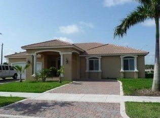 13686 SW 33rd Ter, Miami, FL 33175