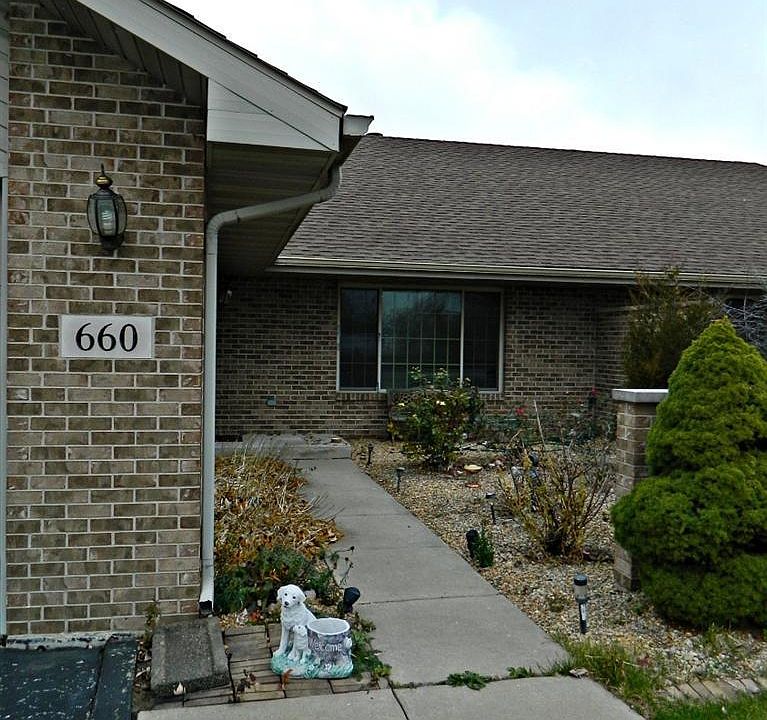 1st image of 660 Capitol Dr
