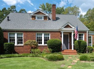 390 Milledge Ter, Athens, GA 30606