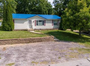 125 S Church St, Roann, IN 46974