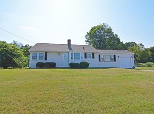 228 Shaker Rd, East Longmeadow, MA 01028