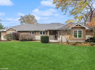 1225 Aurora Way, Wheaton, IL 60189