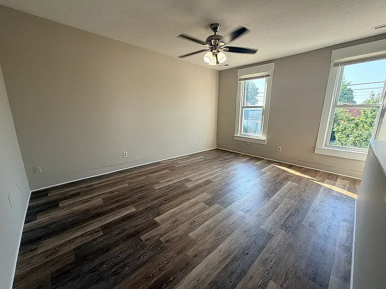 1309 E Market St — Photo 3
