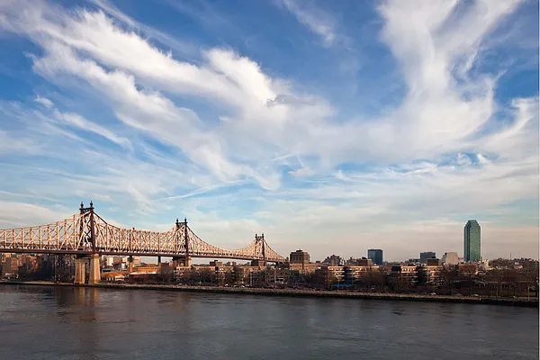 Sold by Stribling | media 24