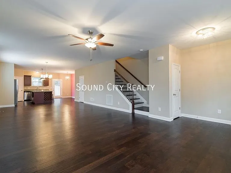 1408B Straightway Ave — Photo 4