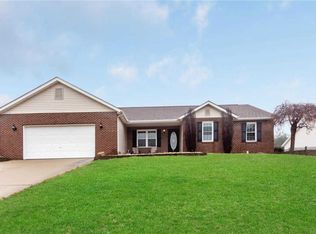 951 High Ridge Dr, Columbia, IL 62236