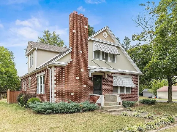 1120 N Lynn St, Nevada, MO 64772