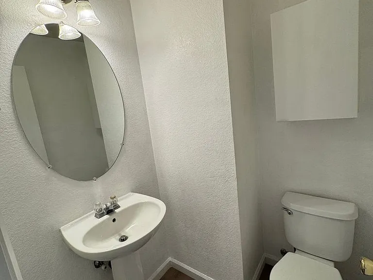 8780 White Cedar Ln — Photo 4
