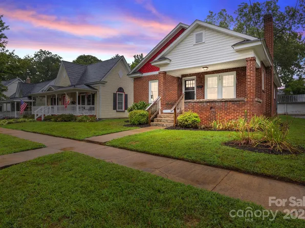 413 S Rowan Ave, Spencer, NC 28159