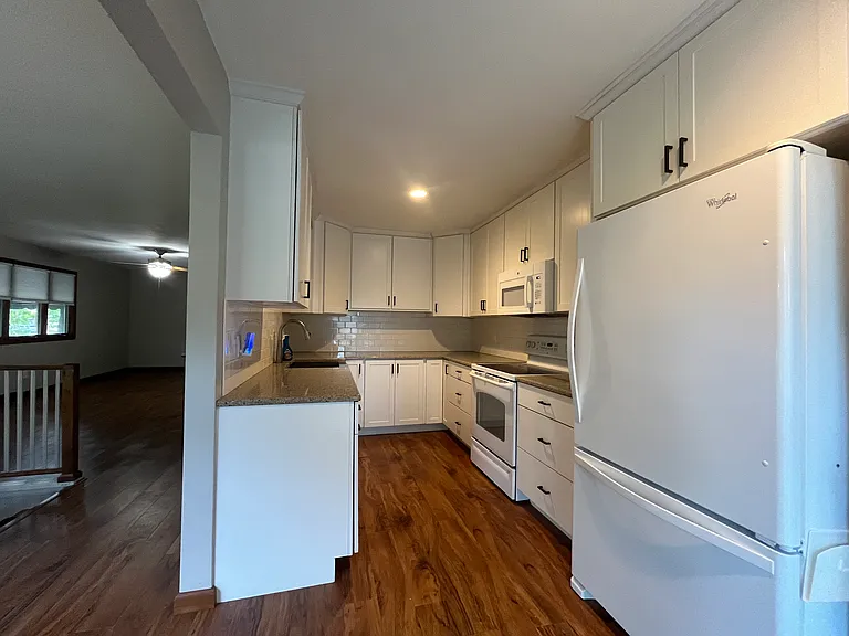 308 Salem St — Photo 5