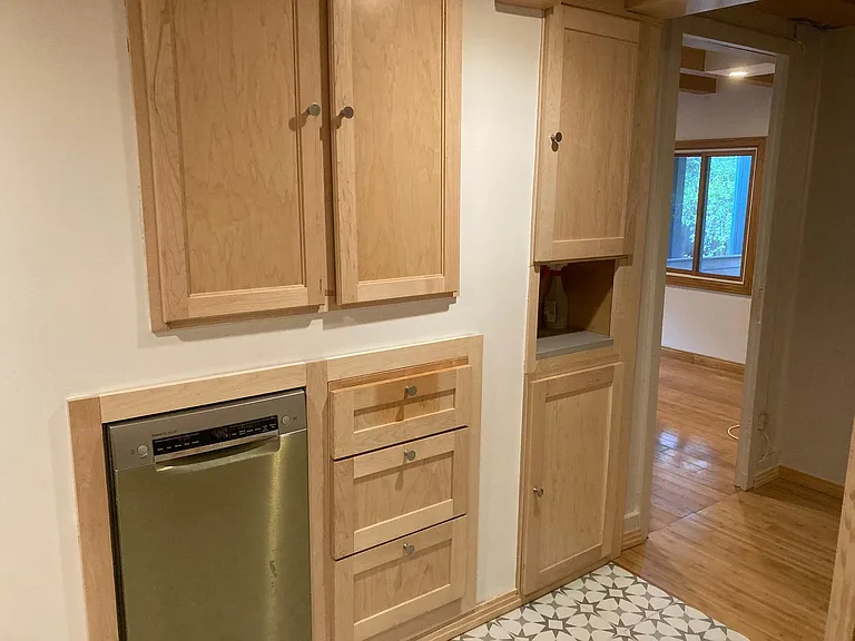 2160 Stanley Hills Dr — Photo 6