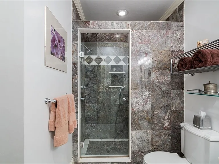 322 Beacon St #3 — Photo 15