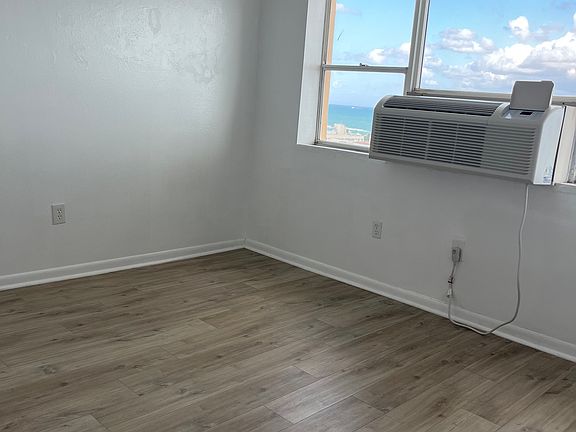 2nd image of 800 Euclid Ave #1403