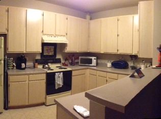 1380 S White Oak Dr APT 1414, Waukegan, IL 60085