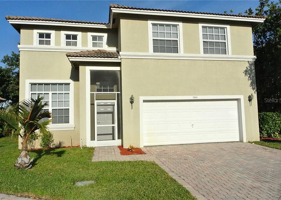 1st image of 1844 Capeside Cir