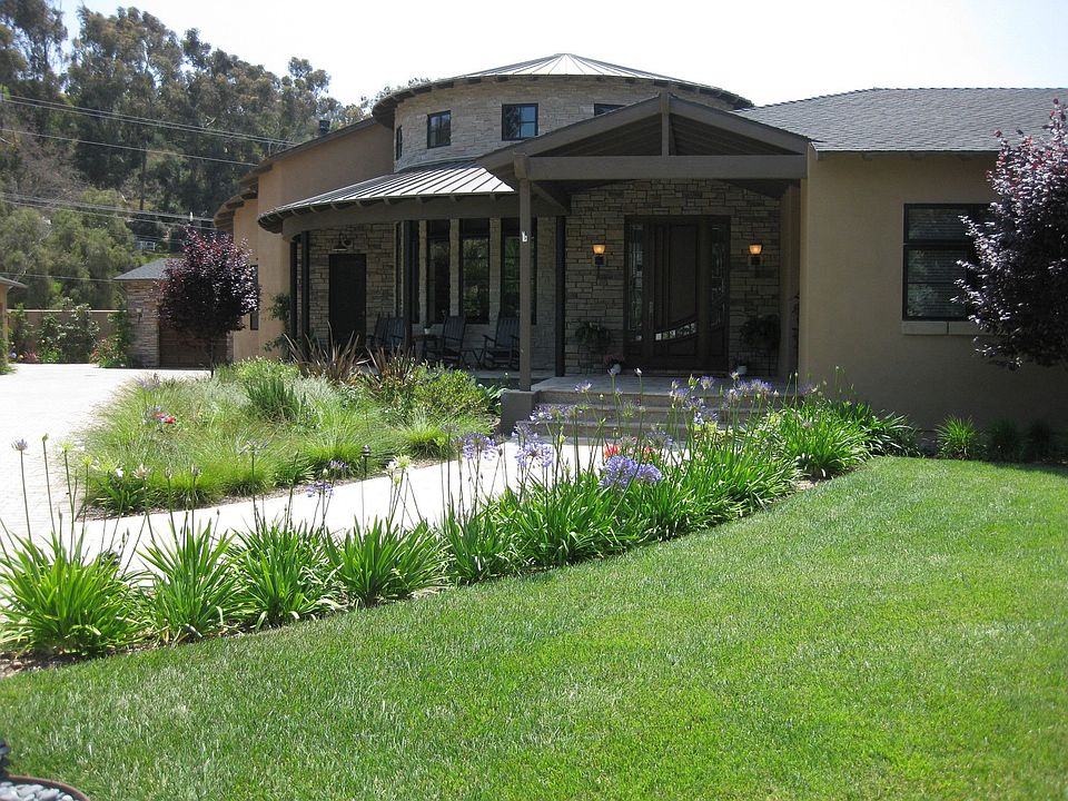 2nd image of 15168-70 Rancho Real