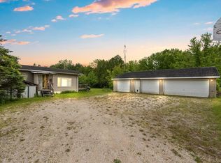 5691 W Carlsville Rd, Sturgeon Bay, WI 54235